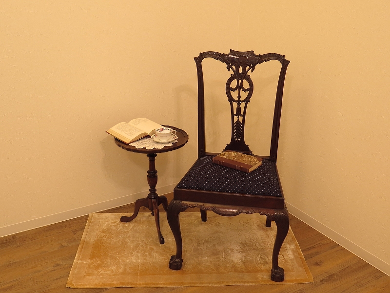 英国アンティーク家具 チッペンデール様式の椅子（6月02日 