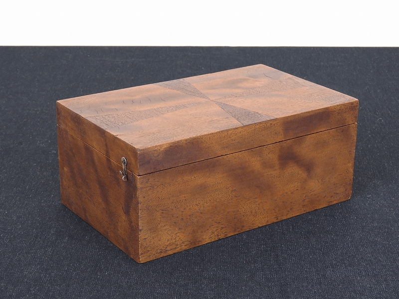 フランスのウォールナットのアンティーク木箱 （ボックス）（AL-0770） | アンティーク家具 販売・通販「アルヴェール」