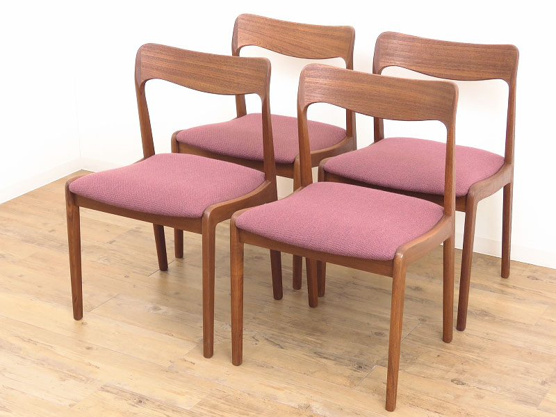 1960年代の北欧家具　デンマーク製　椅子４脚セット《セール品》