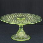 フォストリアエアルームワセリンガラスウランガラスheirloom 特大コンポート ウランガラスのコンポート（ヴァセリンガラス）（10月17日